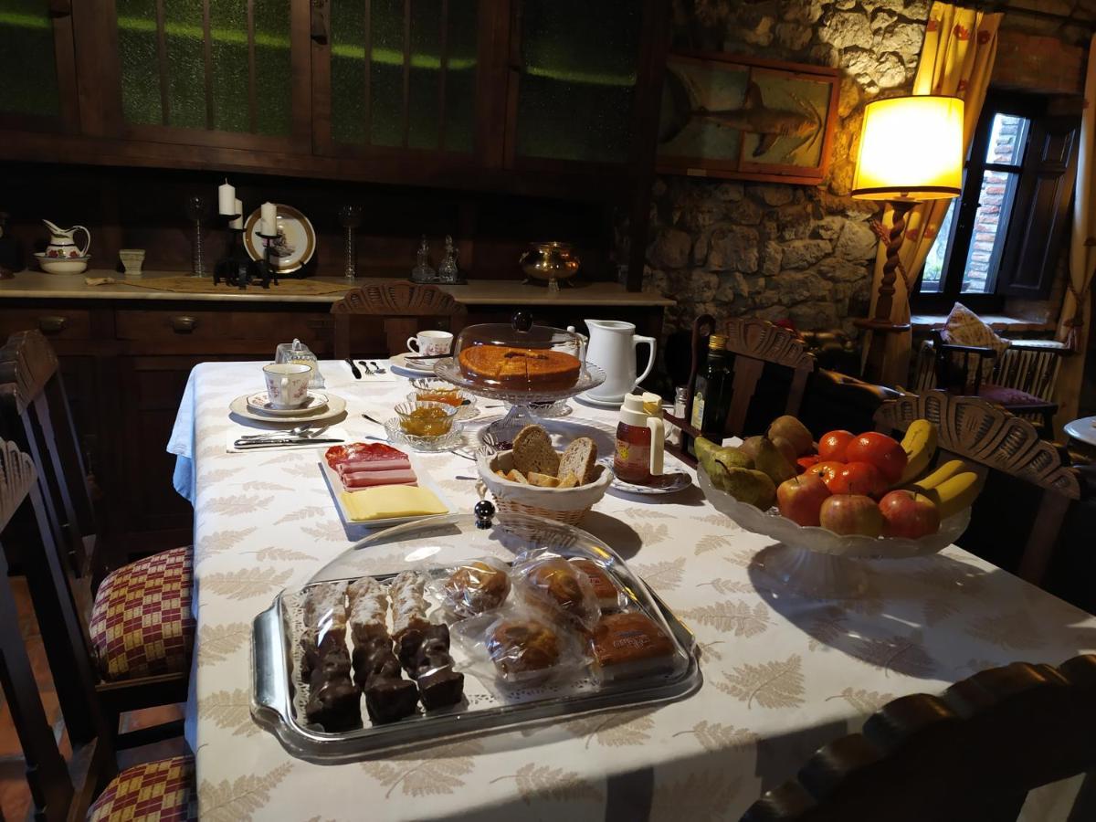 Posada De Pedreña Exteriör bild